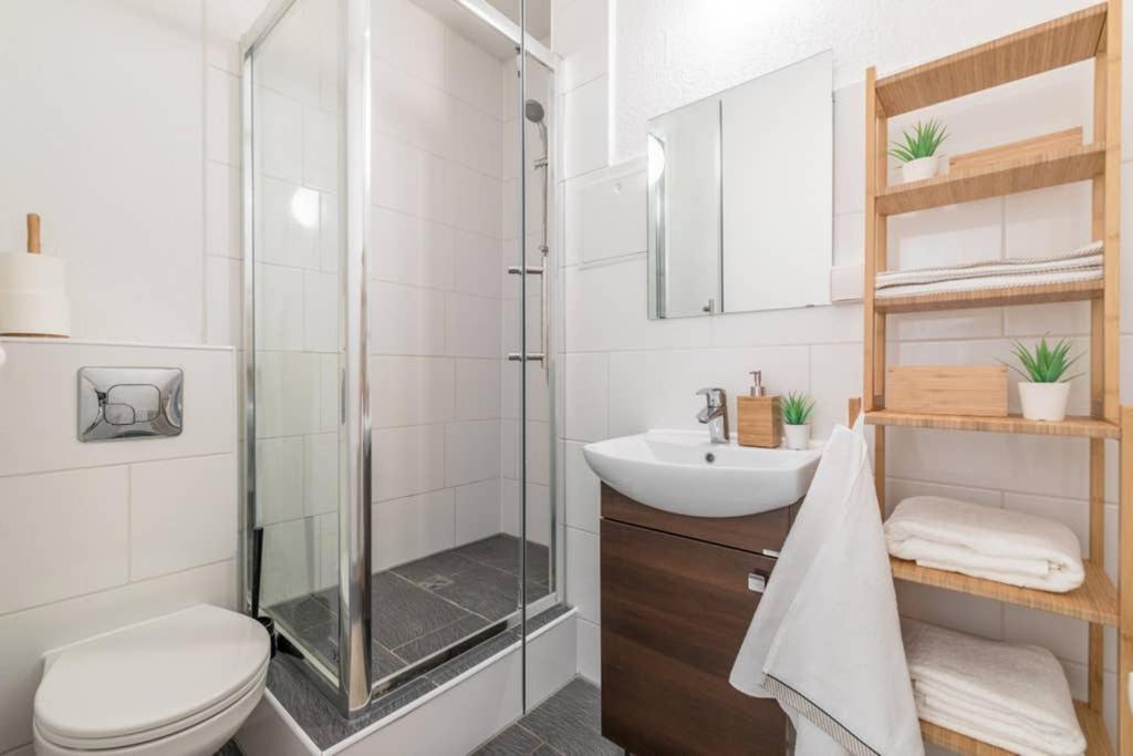 Apartamento Sauber und modern, Netflix, Wifi, Leipzig Flair, Küche Exterior foto